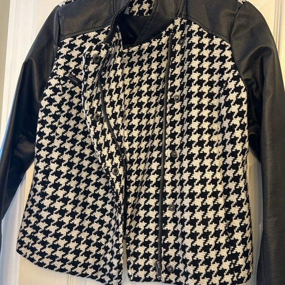 Faux leather and houndstooth jacket - Picture 8 of 9